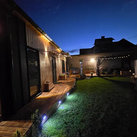 Ekskluzywny Z Jacuzzi W Jastarni Tatil Evi